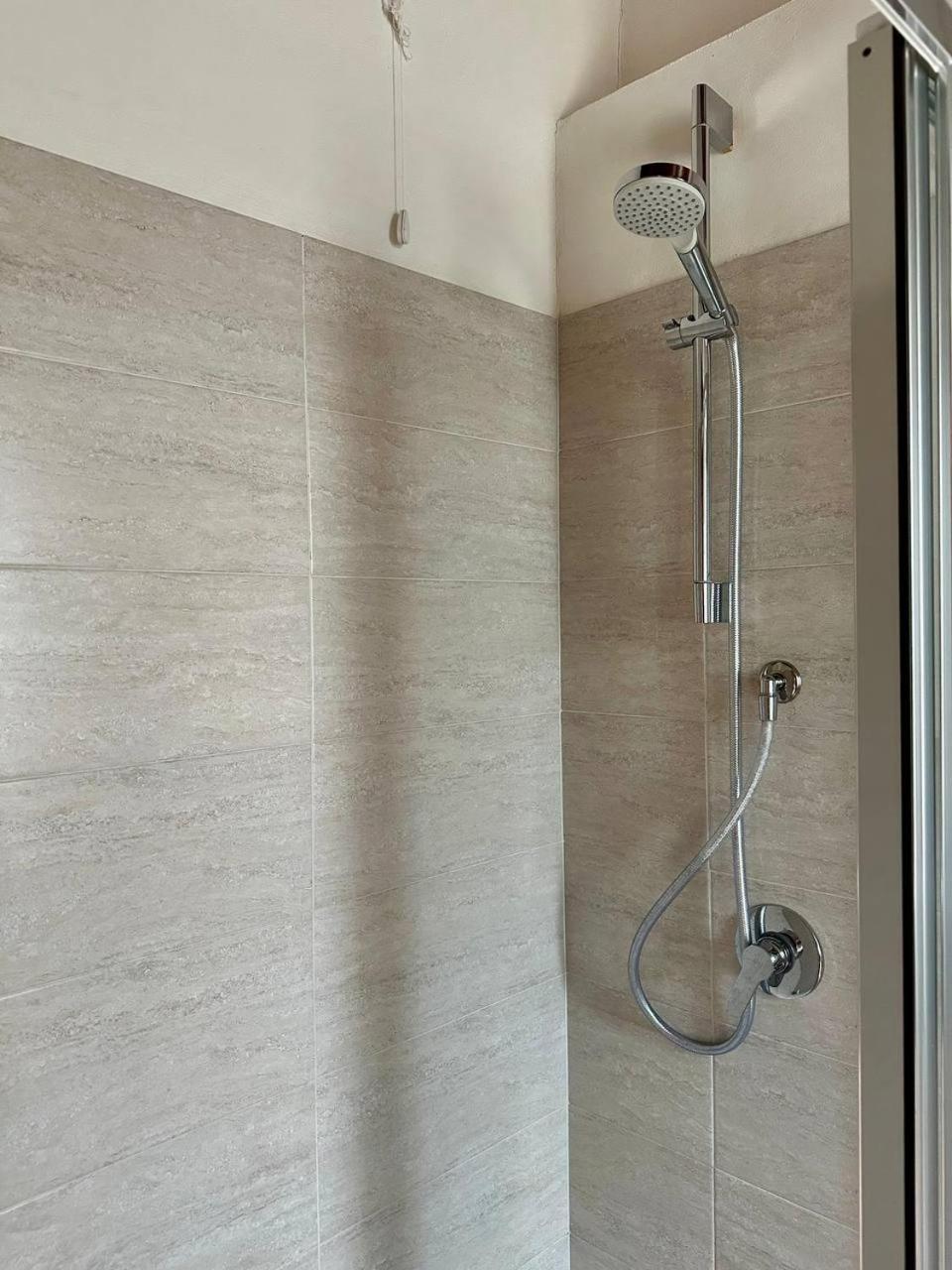 Roba Albanisi Hotel Aragona Cameră foto